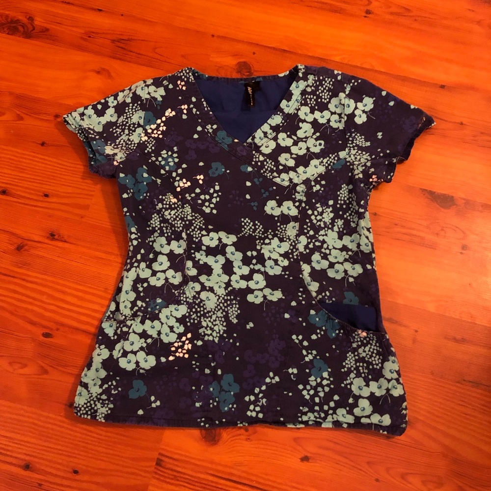 Medical Scrub shirt